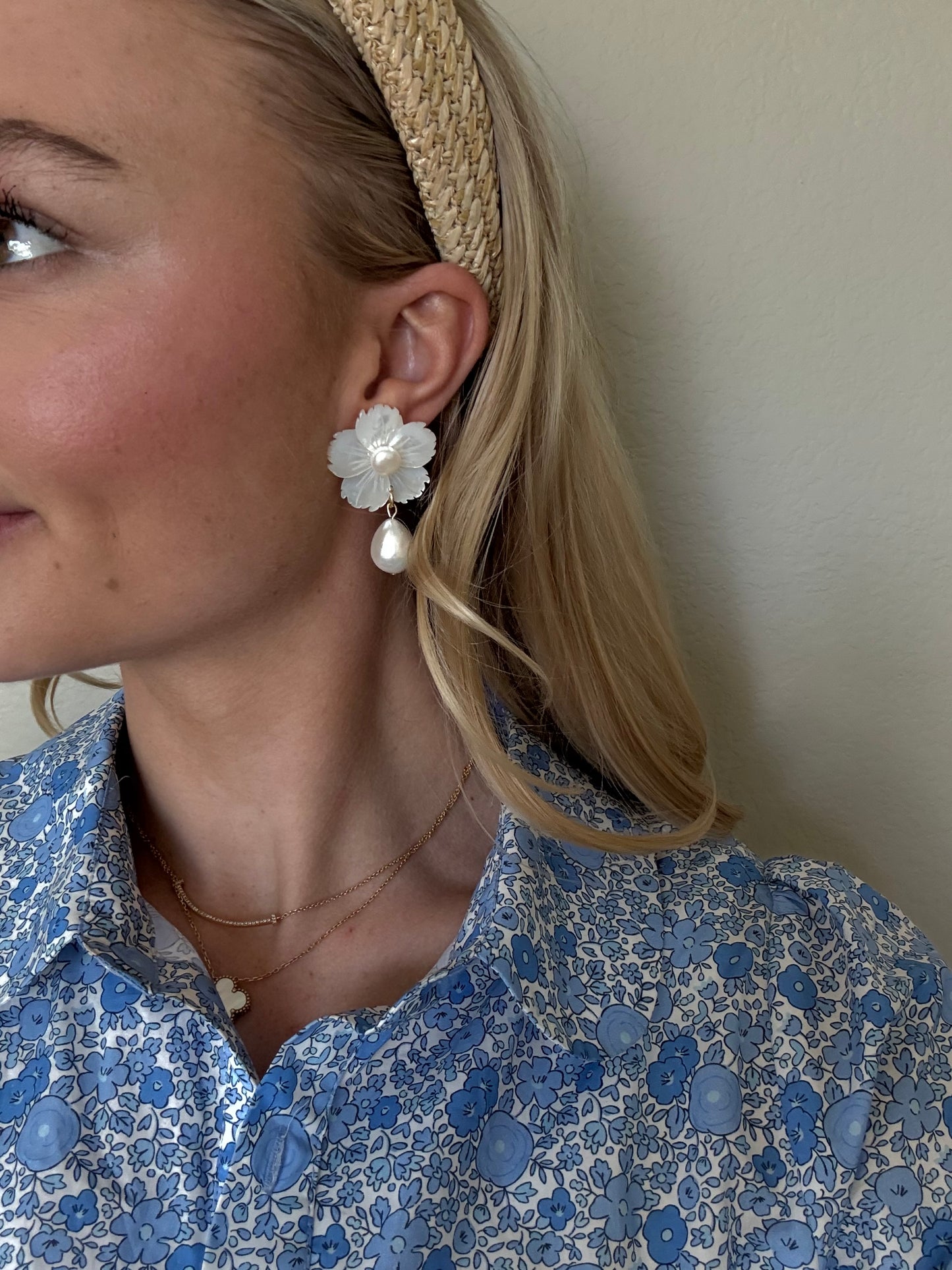 The Haley Flower with Pearl Drop