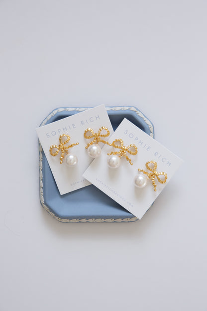 Classic Bows with Pearl Drop