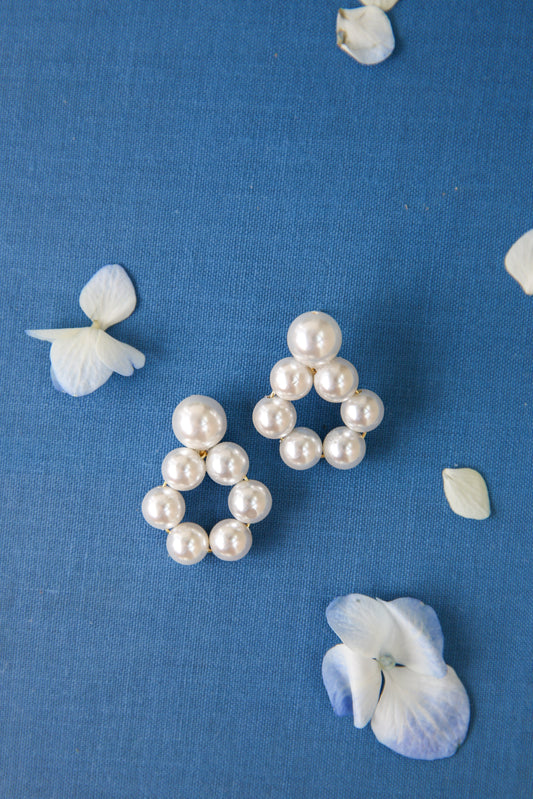 The Bonbon Earring in Pearl