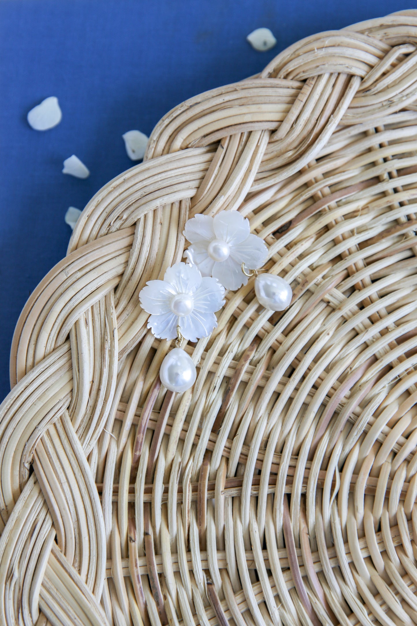 The Haley Flower with Pearl Drop