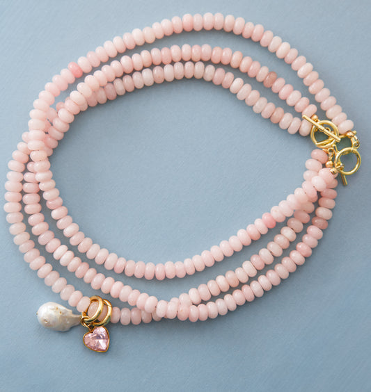 The Marianne Necklace in Pink